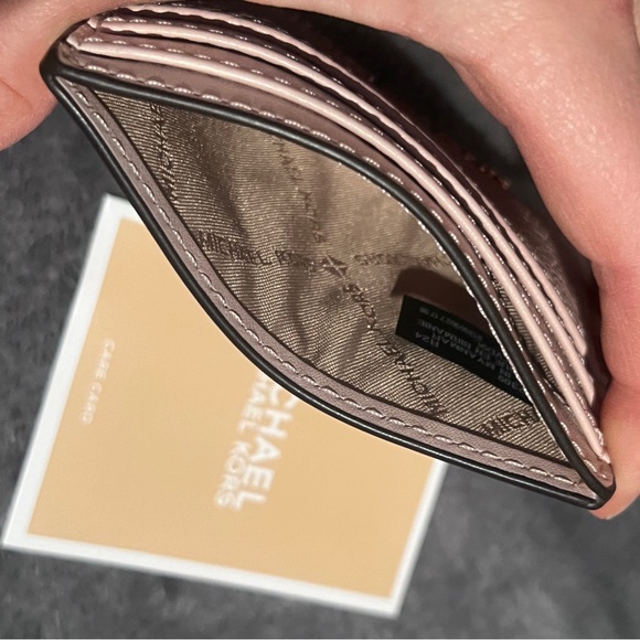 NWT MICHAEL KORS JET SET TRAVEL CARD HOLDER IN POWDER BLUSH - Picture 4 of 8